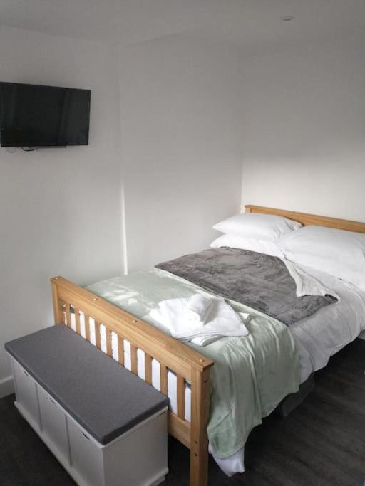 Cosy Garden Studio Room Minimum Two Night Booking ブライトン エクステリア 写真