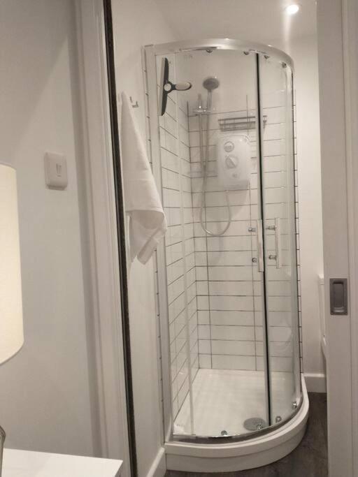 Cosy Garden Studio Room Minimum Two Night Booking ブライトン エクステリア 写真